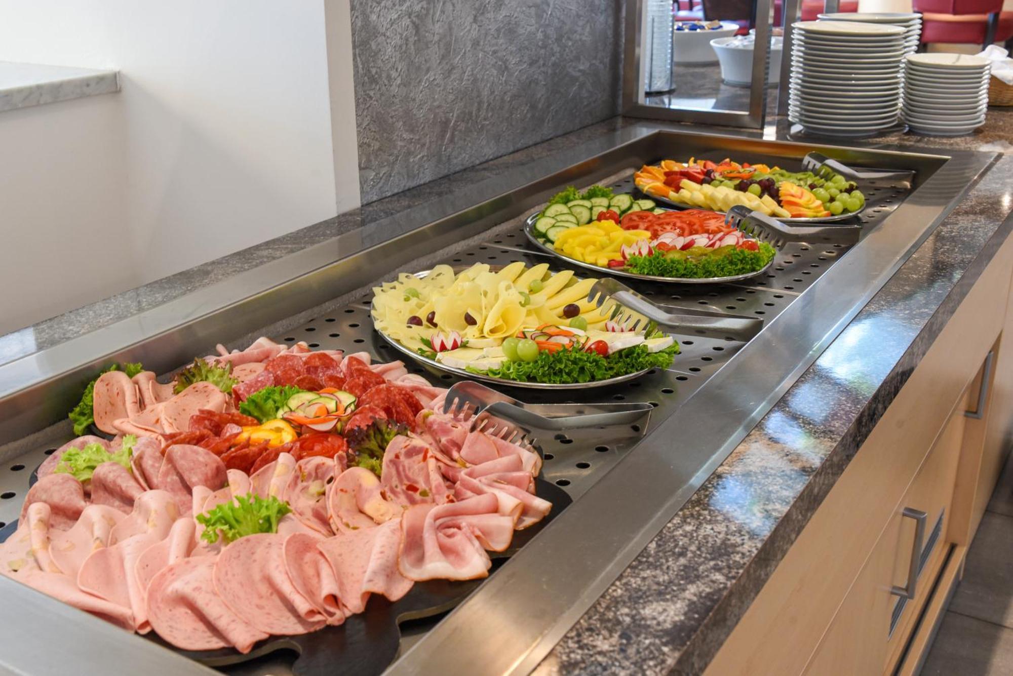 Hotel Nuernberger Hof 노이막트인더오버팔츠 외부 사진