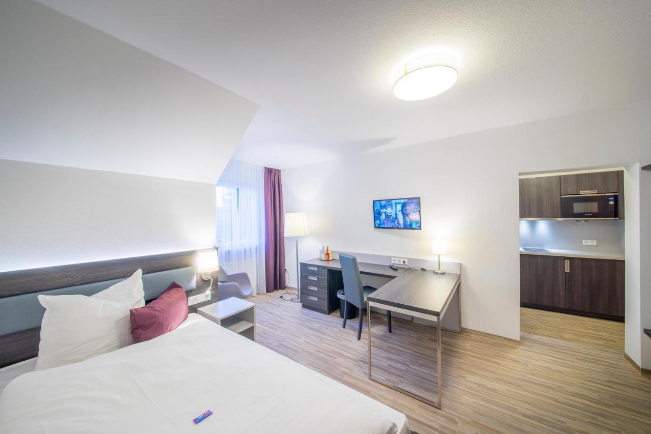 Hotel Nuernberger Hof 노이막트인더오버팔츠 외부 사진